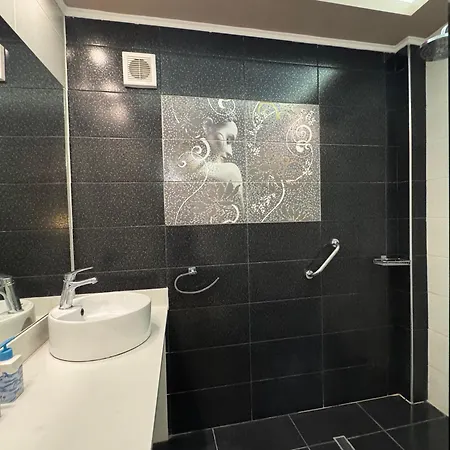 Hotel Amarylis 3*